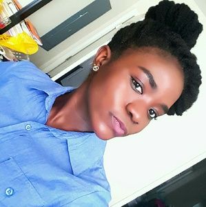 Meet your Posher, Oyinda