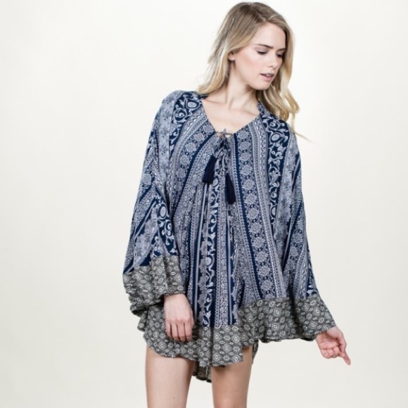 Free People Dresses & Skirts - 🍾SOLD🍾 Free People Printed poncho dress!