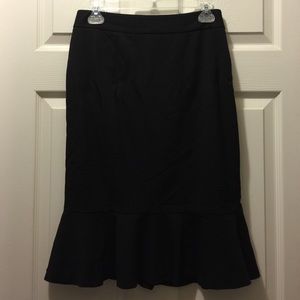 NWOT Ruffle Hem Pencil Skirt