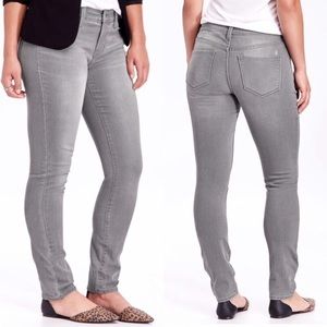 Old navy grey skinny jeans!