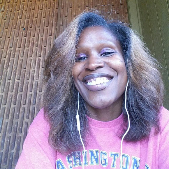 Meet your Posher, Cindy