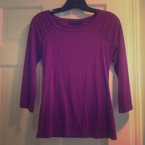 The Limited 3/4 sleeve purple top