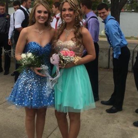 Dress - Picture 1 of 1