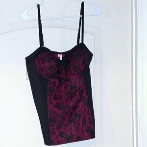 Studio Y Red and Black Sleeveless Top w/ Lace