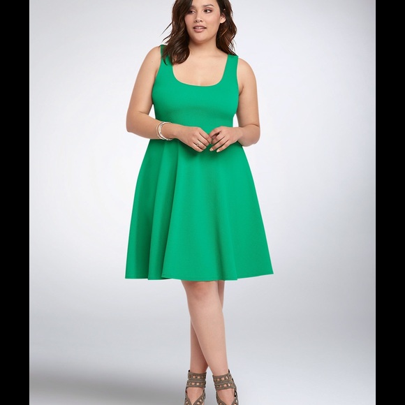 Dresses & Skirts - Green dress