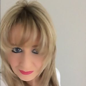 Meet your Posher, Joy