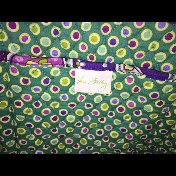 Vera Bradley tote bag! Only used a few times.