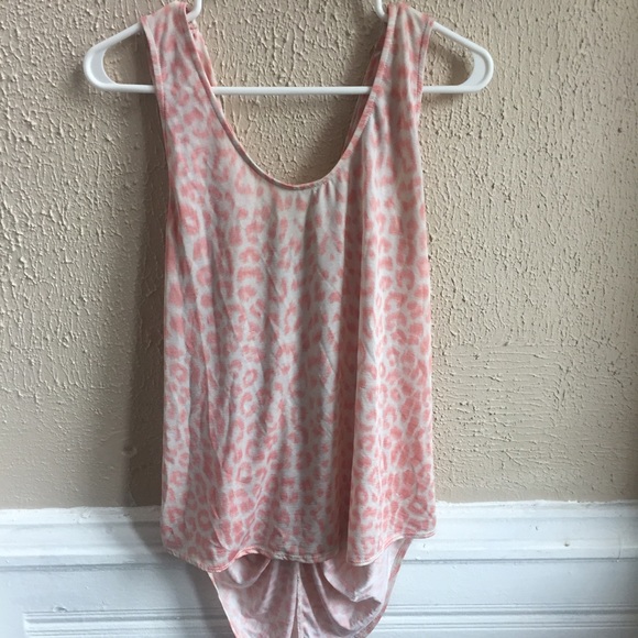 Pink leopard print low back tank - Picture 1 of 3
