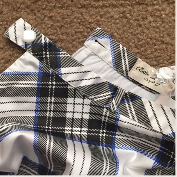 Bettie Page Swing Skirt, NWT. 💙 Plaid XXL