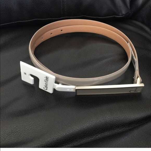 💰SOLD💰NWT Calvin Klein belt