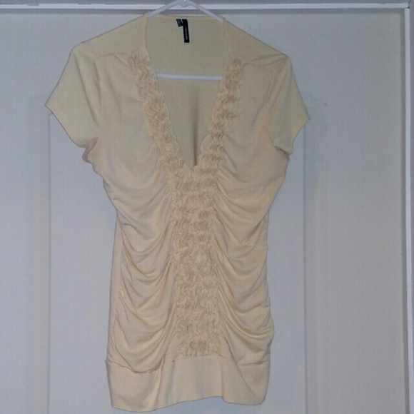 Maurices Yellow Ruched Short Sleeve Top