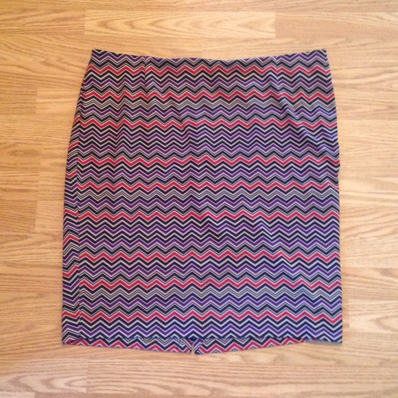 Lane Bryant Dresses & Skirts - Lane Bryant Chevron Knit Skirt