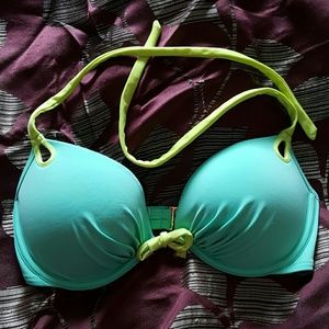 Bathing suit top. 36D