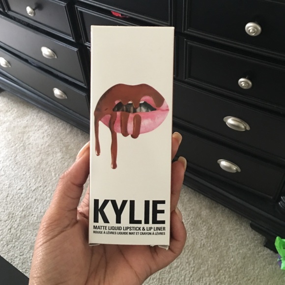 Kylie lip kit Dolce K