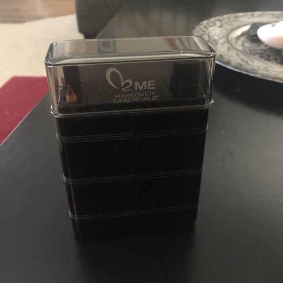 "The complete Petite" by makeover essentials - Picture 2 of 4