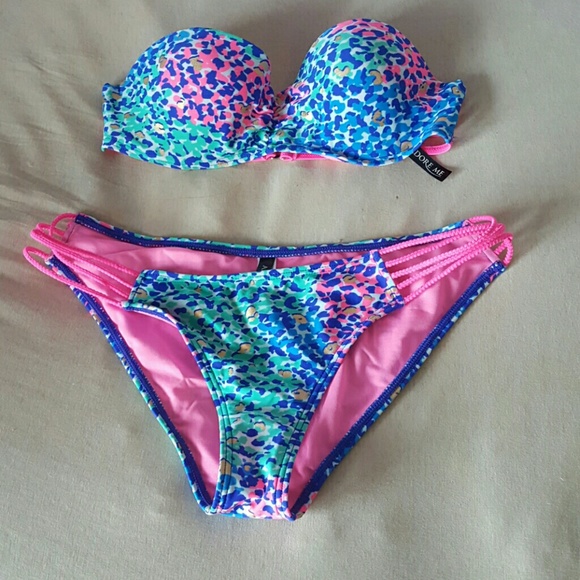 Adore me swim suit - Picture 1 of 4