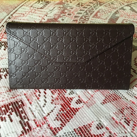 Large Gucci Sunglasses Case