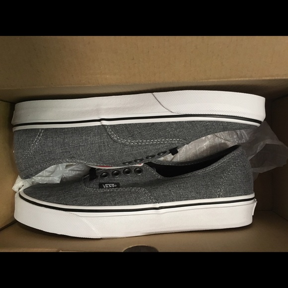 Vans - Picture 3 of 3