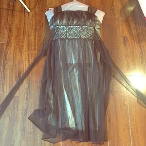 Brown dress with sequined middle