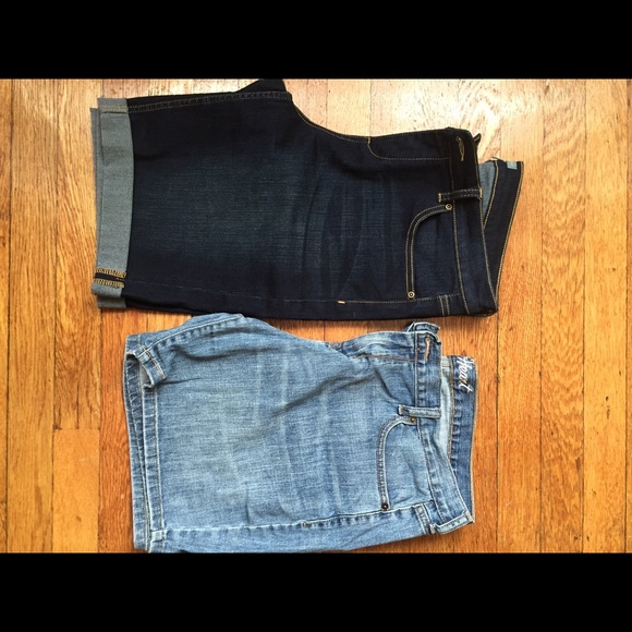 Bundle of Bermuda shorts - Picture 2 of 3