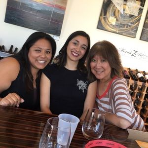 Meet your Posher, Helen