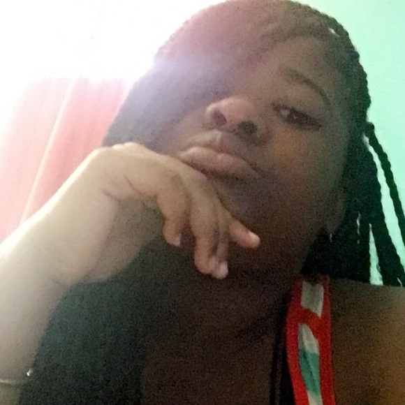 Meet your Posher, Bryanna - Picture 1 of 1