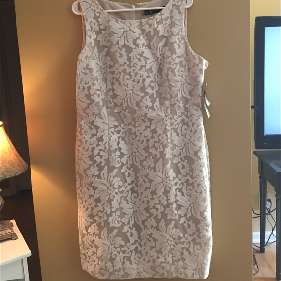 Leslie Fay Mini