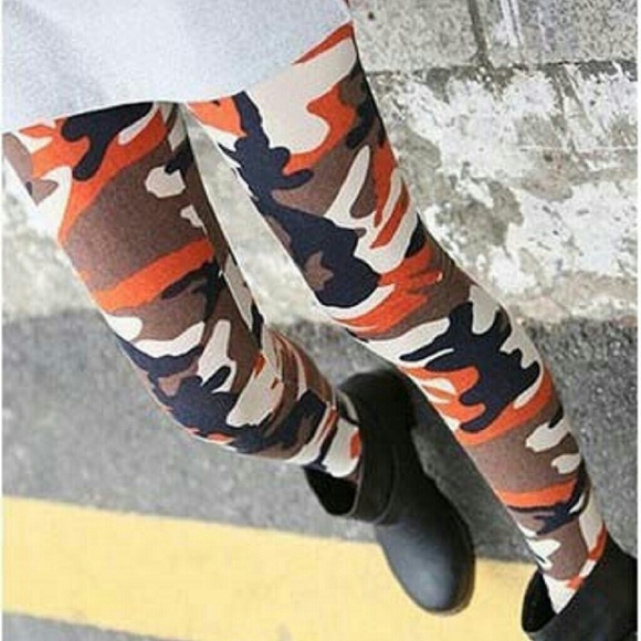 Camouflage Leggings - Picture 2 of 3