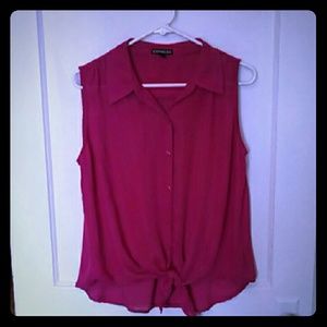 Express sleeveless fuchsia button up