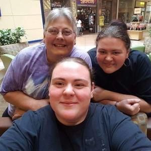 Meet your Posher, Valerie