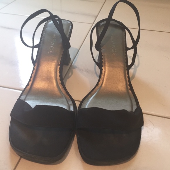 Navy heels
