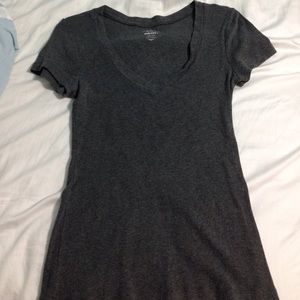Old navy v neck tee