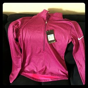 Nike long sleeve drifit top