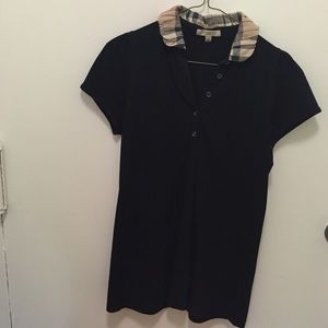 Burberry polo with printed collar