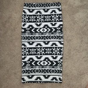 Express Aztec tube skirt