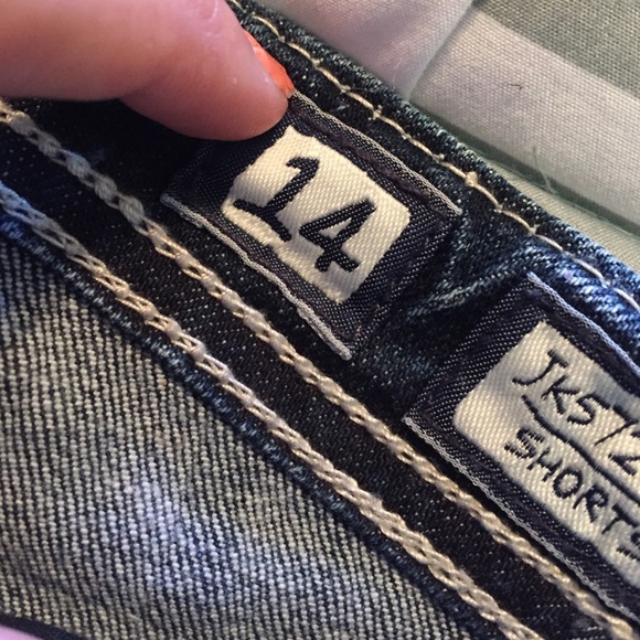 Jean shorts - Picture 4 of 4