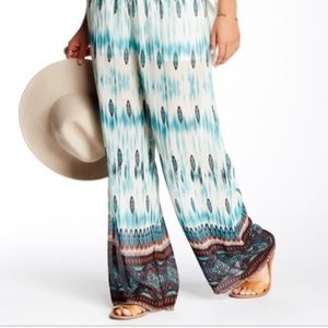 Romeo and Juliet Couture Palazzo Pant