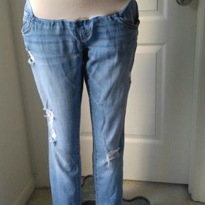 Comfy maternity jeans