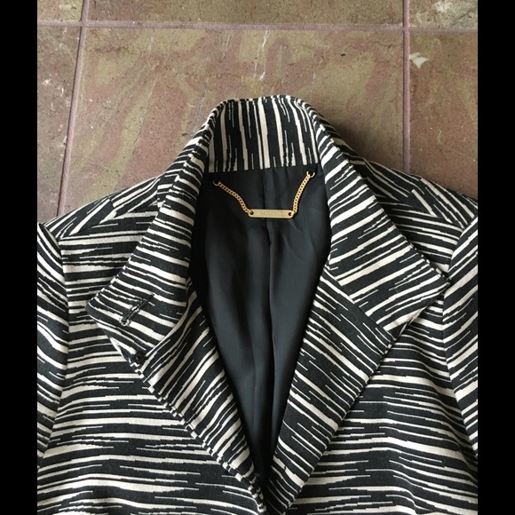 Trina Turk Jacket - Picture 2 of 4
