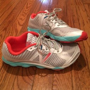 New Balance Minimus Running Shoes, Like New!