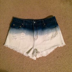 *SOLD* High Waisted Ombre Shorts
