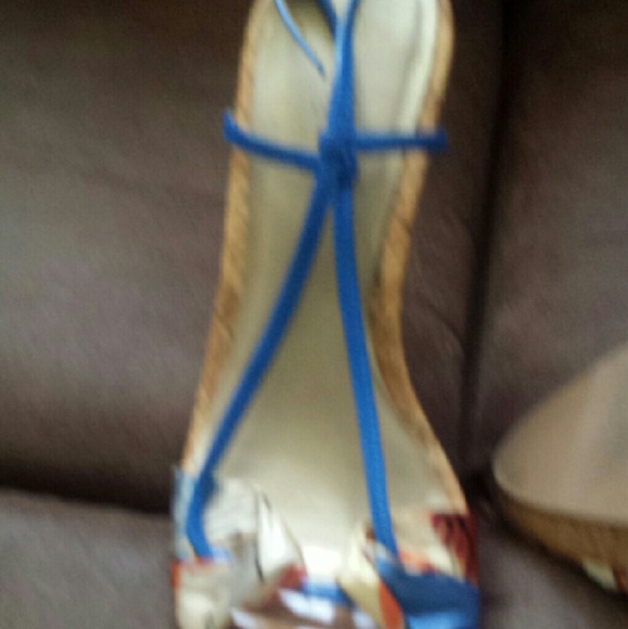 Summer wedges - Picture 3 of 3