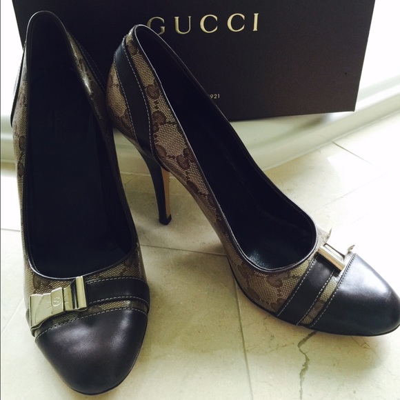 Gucci monogram coated canvas pumps