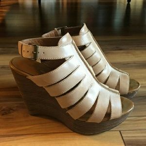 Max studio cage wedge shoes