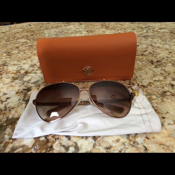 💯 authentic Tory Birch Sunglasses