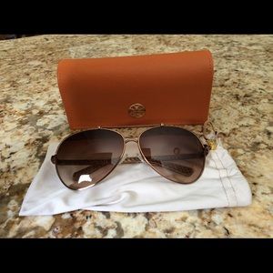 💯 authentic Tory Birch Sunglasses
