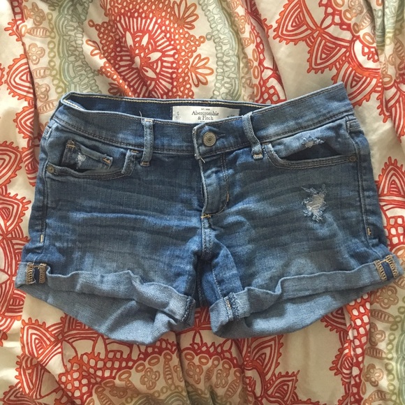 Medium wash Abercrombie denim Jean shorts