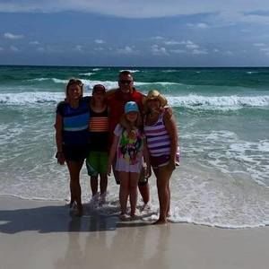 Meet your Posher, Tonya