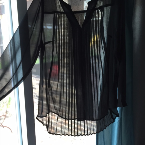 Black sheer lane Bryant top 14/16
