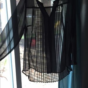 Black sheer lane Bryant top 14/16